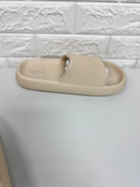 Women’s Snega Beige Foam Slides US 10 / UK 8