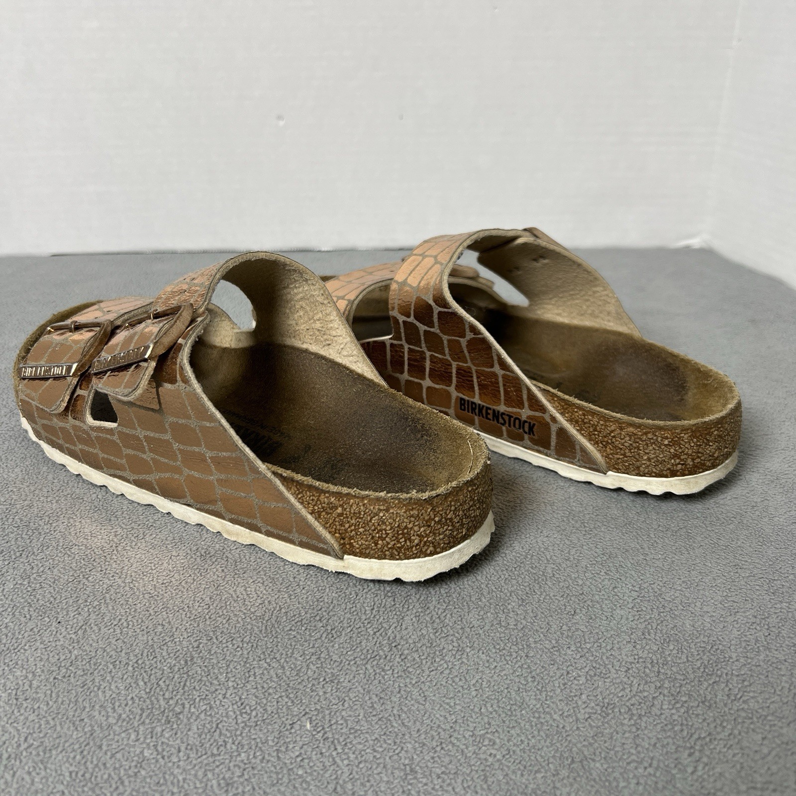 Birkenstock Unisex Adult Arizona Gator Gleam Size EU 40 US 9 Women