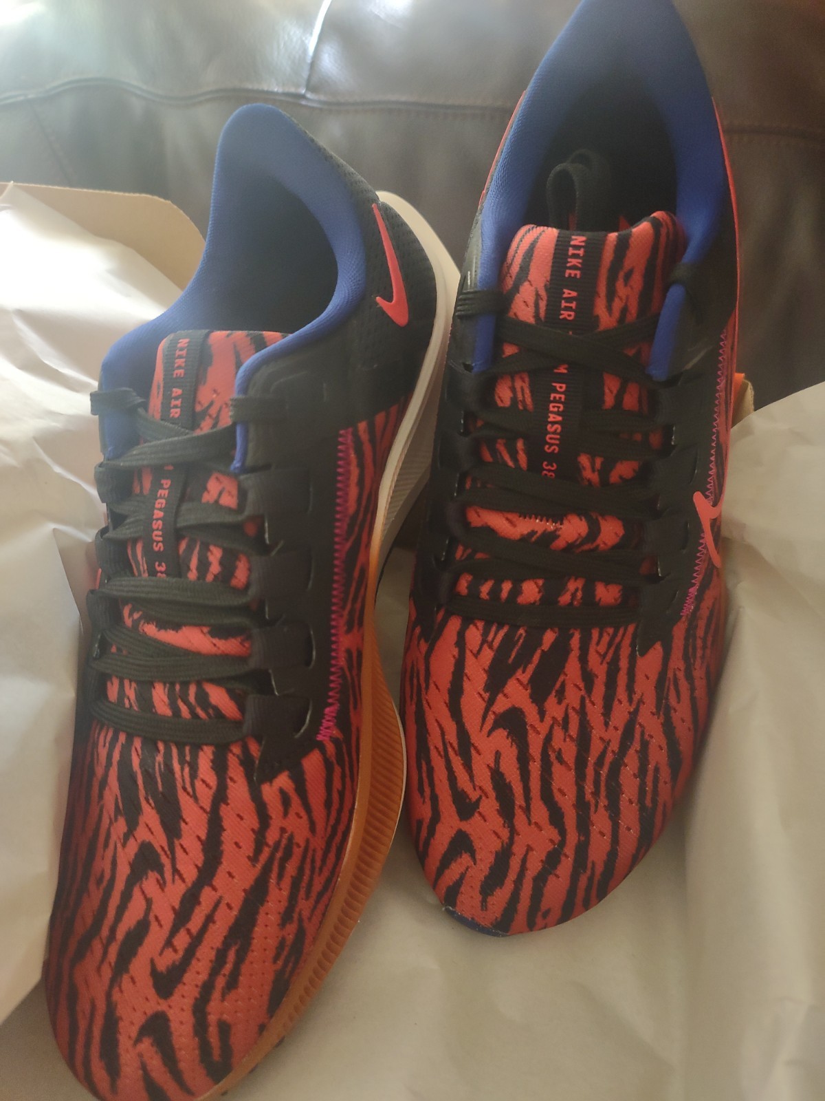 New with box -Nike Women’s Air Zoom Pegasus 9.5 Burnt Sunrise Habanero Red