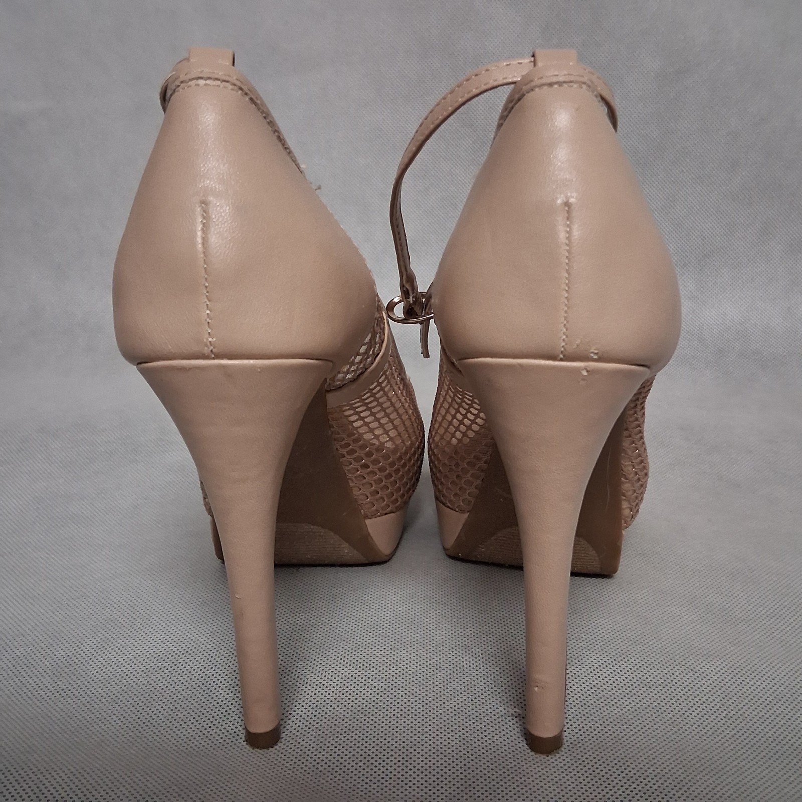 Jennifer Lopez Star Nude Peep Toe Platform Stiletto Pumps Heels 6.5 Ankle Strap