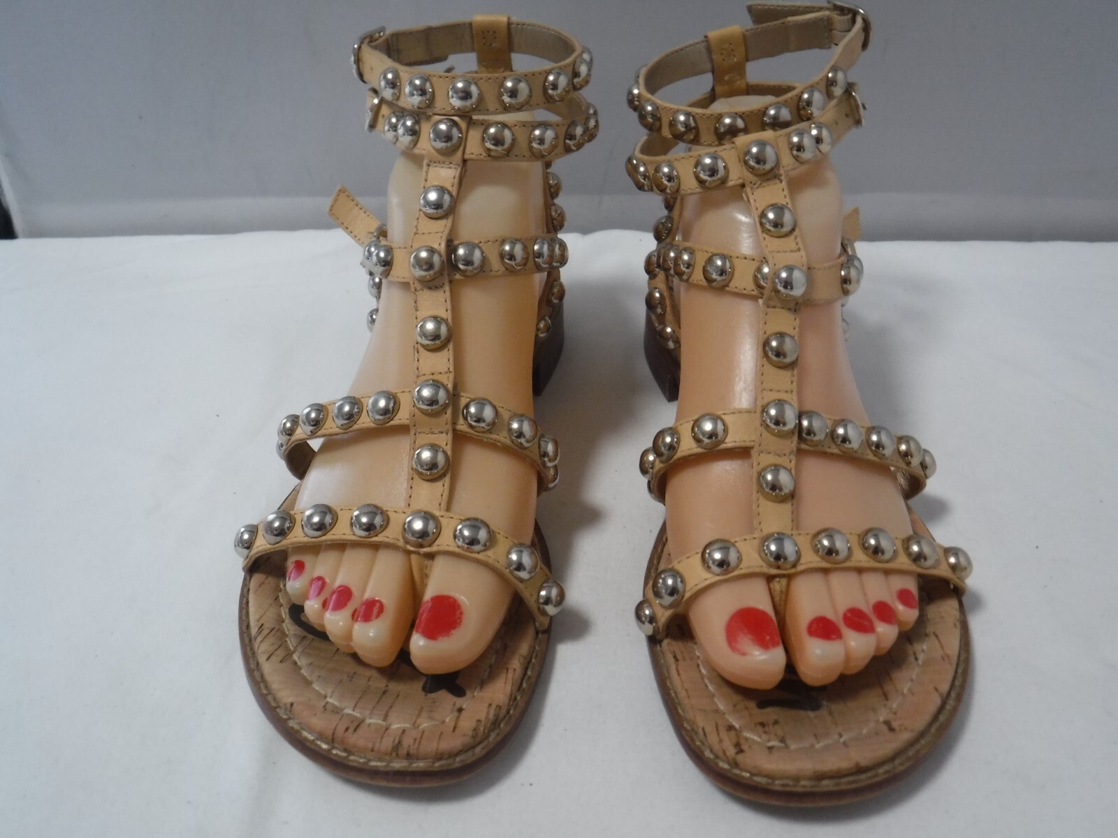 PF2 Sam Edelman Eavan Tan Nude Gold Studded Strappy Thong Sandals Sz 7 M Women’s