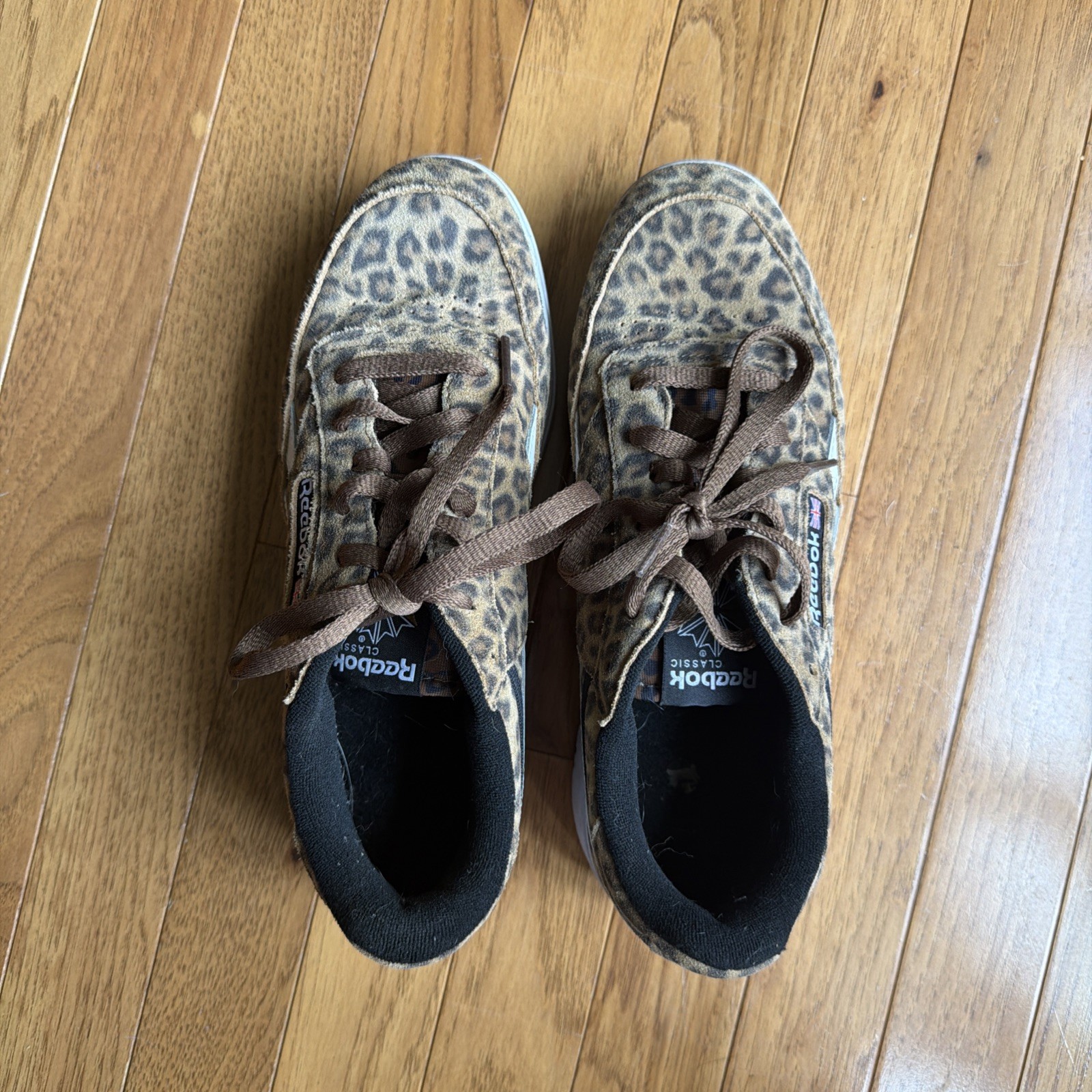 Reebok Women’s Leopard Print Sneakers Size 10 Lace-Up Classic Casual Travel