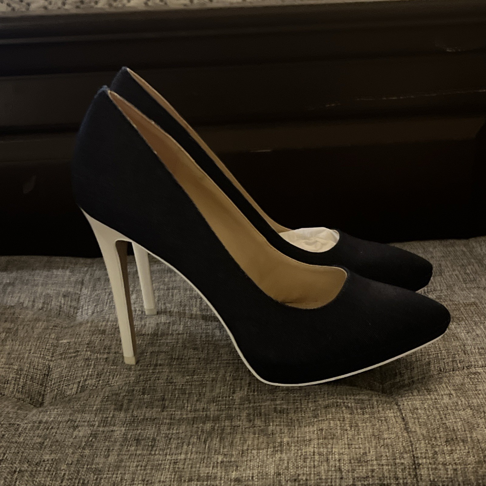 Jessica Simpson Black/White Pointed Toe Stiletto Slip-On Pumps 7.5 New Defects