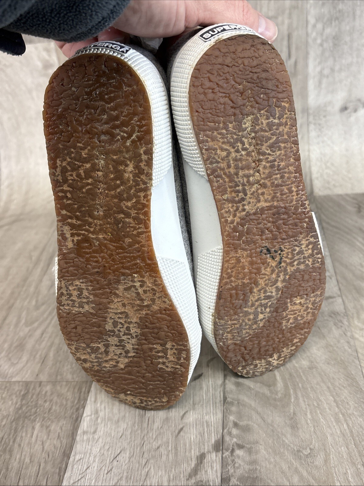 Superga Sneakers Wool Blend Low Top Casual Walking Women’s 6 Gray Rubber Soles