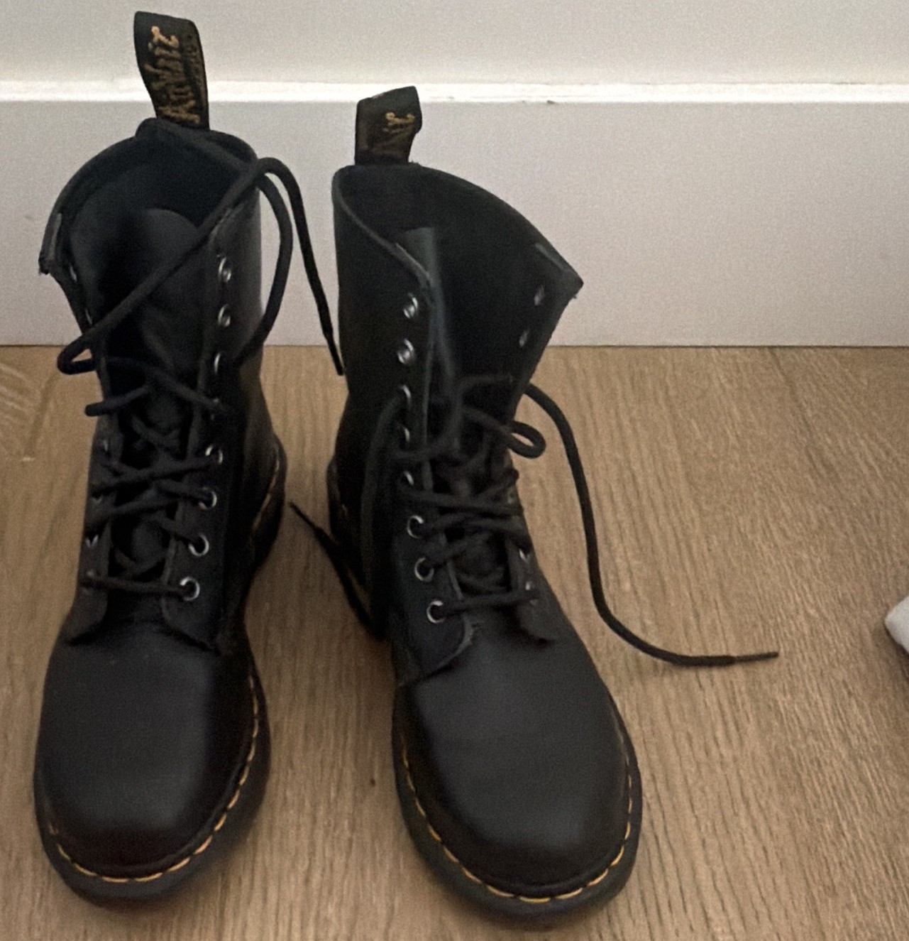 Dr. Martens 1460W Black Lace-Up Ankle Combat Boots Slip Resistant US 6 EU 37