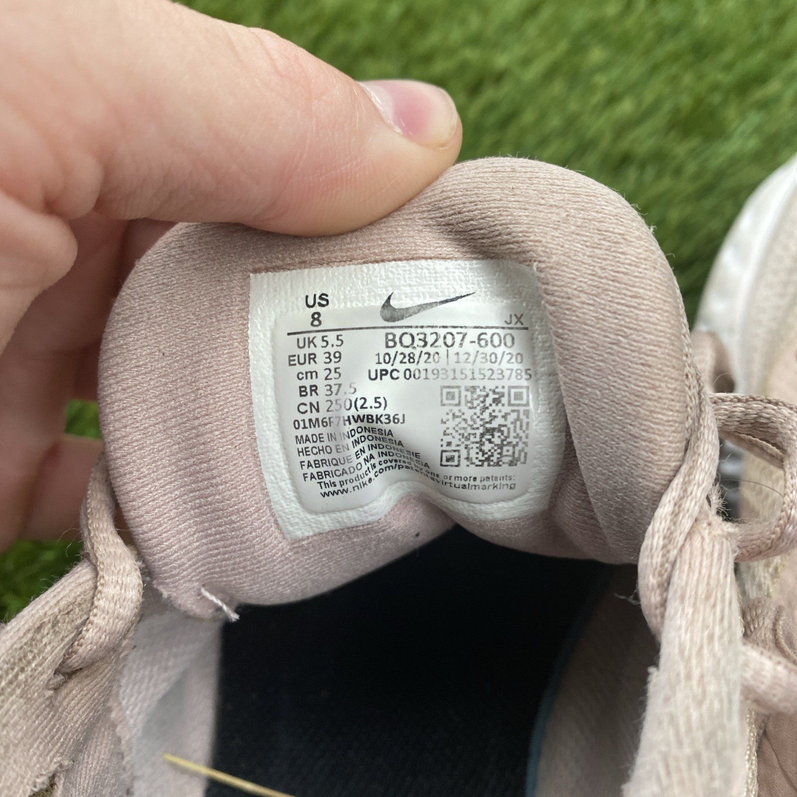Nike Revolution 5 Barely Rose Pink Running Shoes Size 8 Women’s BQ3207-600