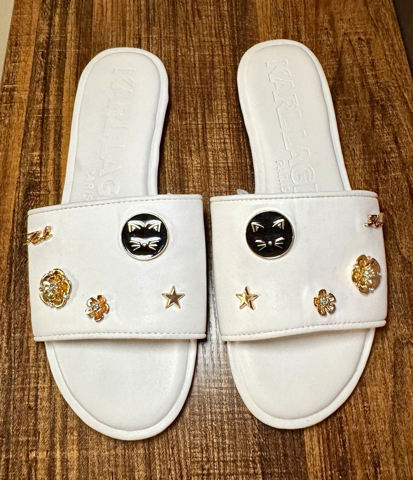 Karl Lagerfeld Paris White Embellished Cat Logo Slide Sandals Women’s 6