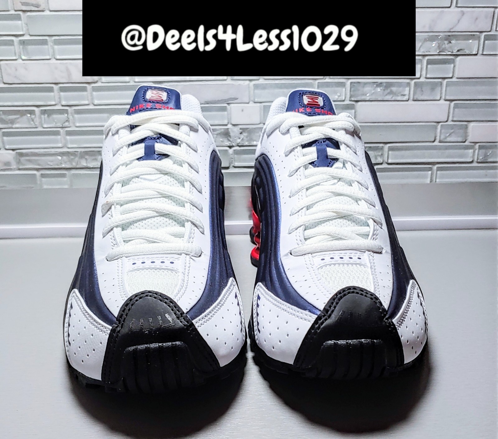 Nike Shox R4 USA Womens/Kids White Midnight Navy Red Metallic Silver CW2626-400