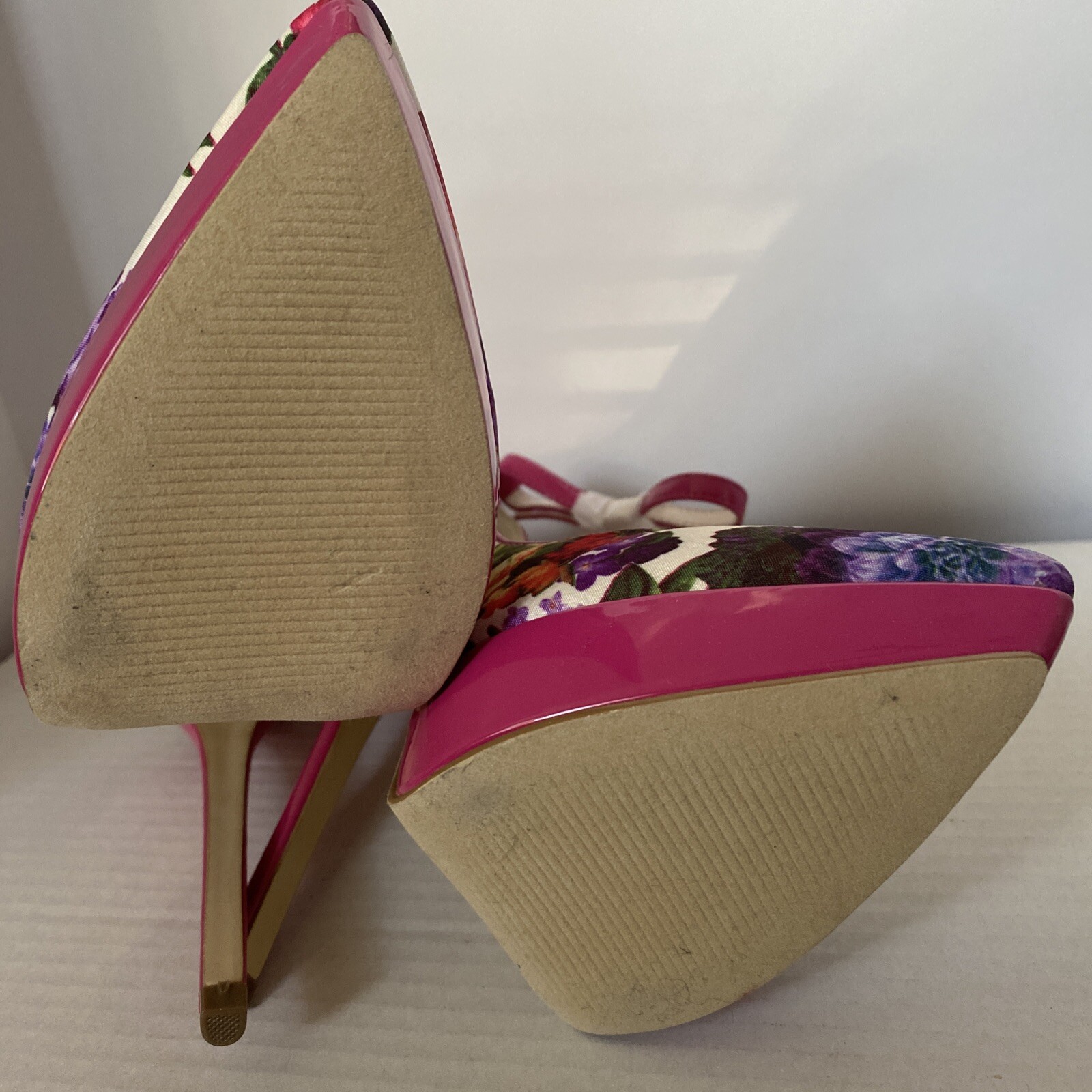 Madison By Shoe Dazzle Women’s SZ 7 Pink Floral Patent Leather Stiletto Heel