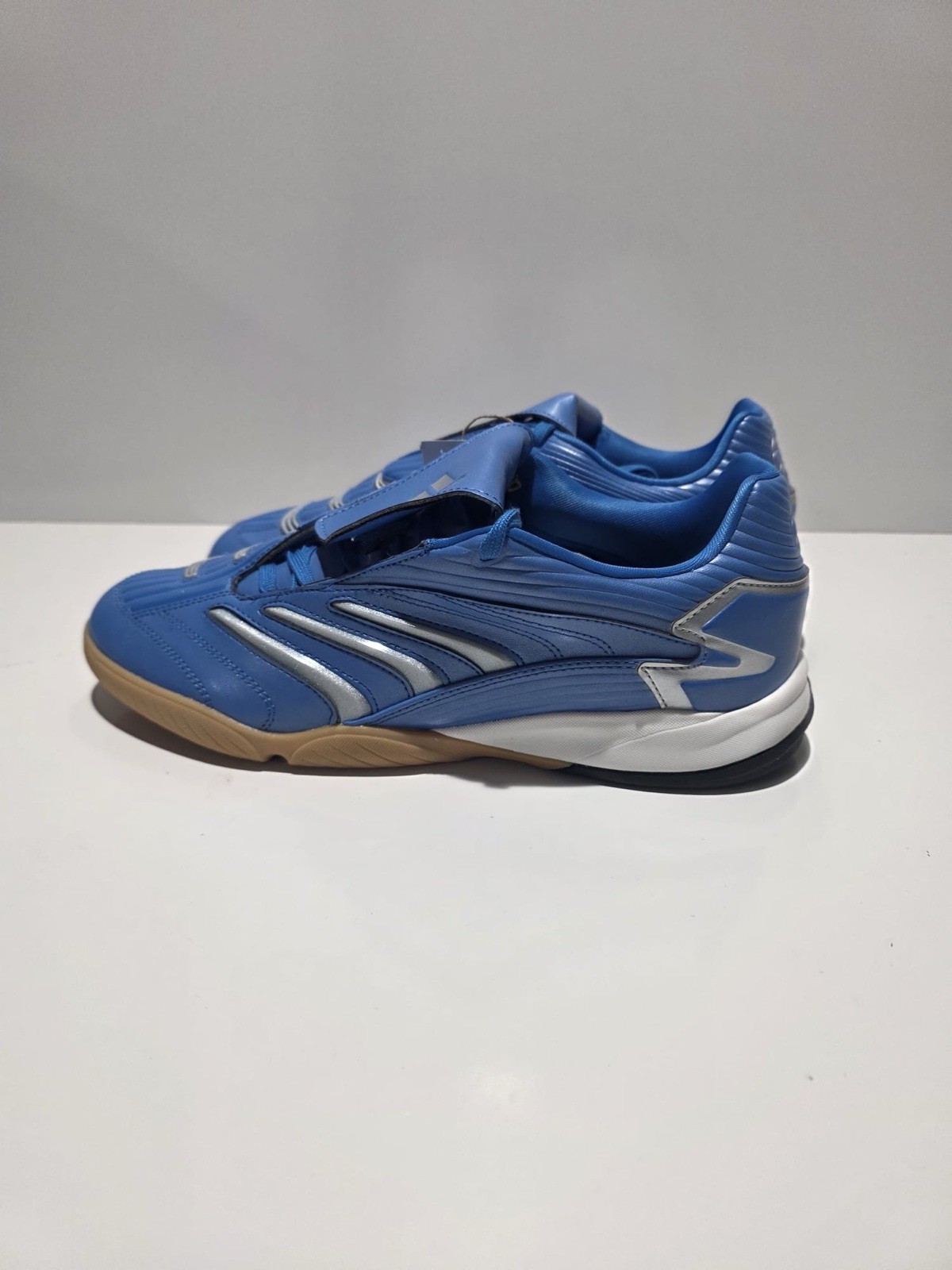 Adidas Predator Sala Women’s Running Athletic Sneakers Size 10.5 Blue
