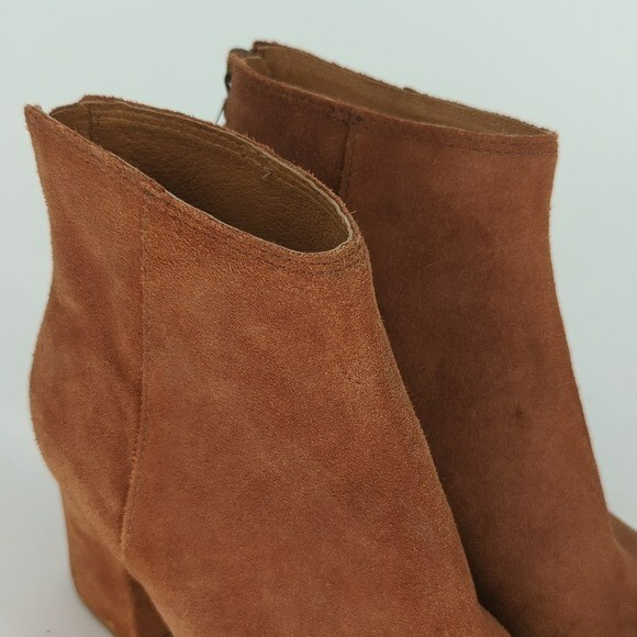 Madewell Suede Block Heel Bootie Tan 10 hipster bohemian classic coastal cowgirl