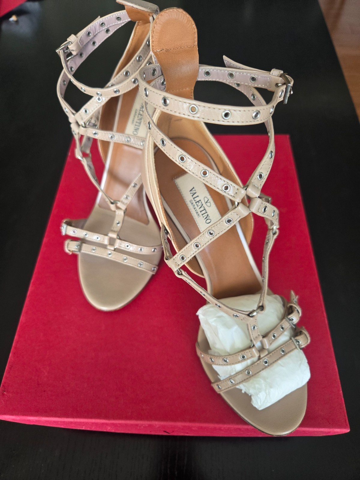 Valentino Garavani Cream Poudre Caged Leather Sandals P45 T100 OG Box Sz 36 M