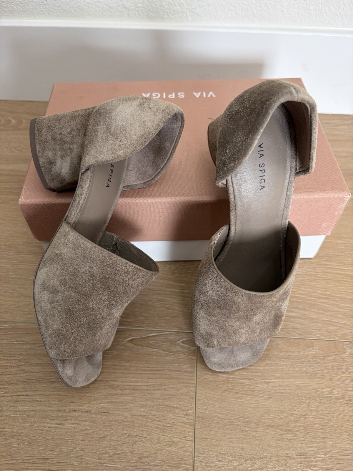 Via Spiga Women’s Suede Open Toe Sandal Size 5.5
