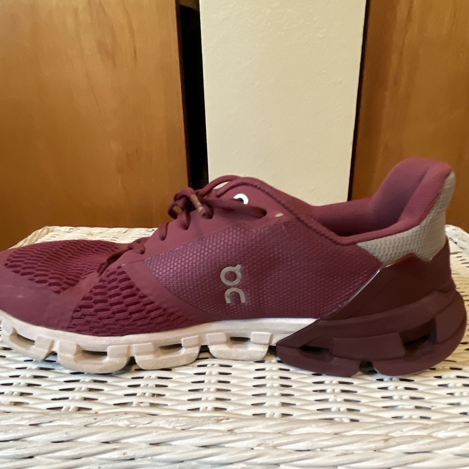 On Women’s Purple/White/Gray Low Top Lace-Up Mesh Athletic Sneakers
