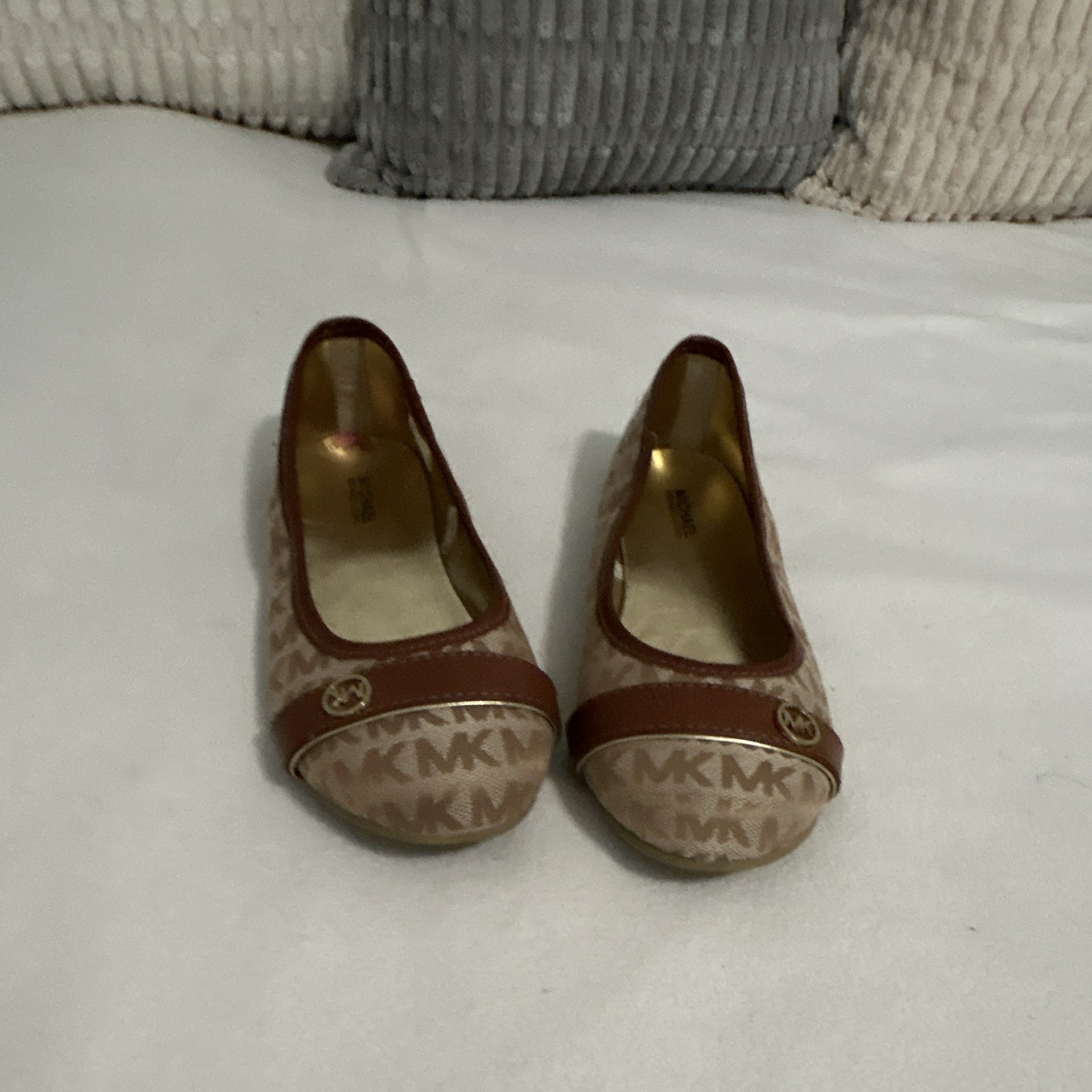 Michael Kors brown Tan MK Logo Ballet Flats Shoes Size 4 US