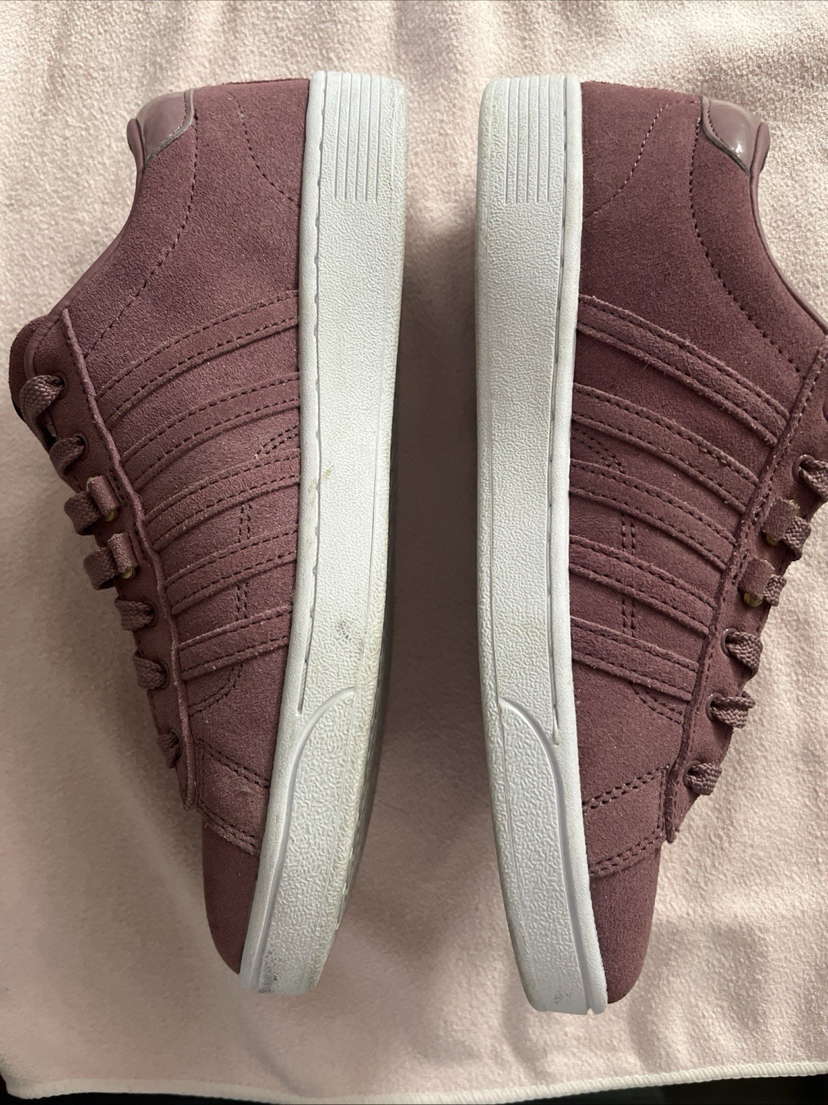 K-Swiss Women’s Dusty Pink Sneakers Tennis Shoes Size 9.5 9 1/2 Suede EUC