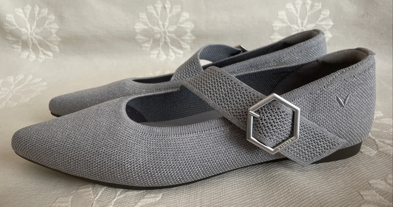 Vivaia Pointed-toe Mary-Jane Flats (Maria) Sz 43