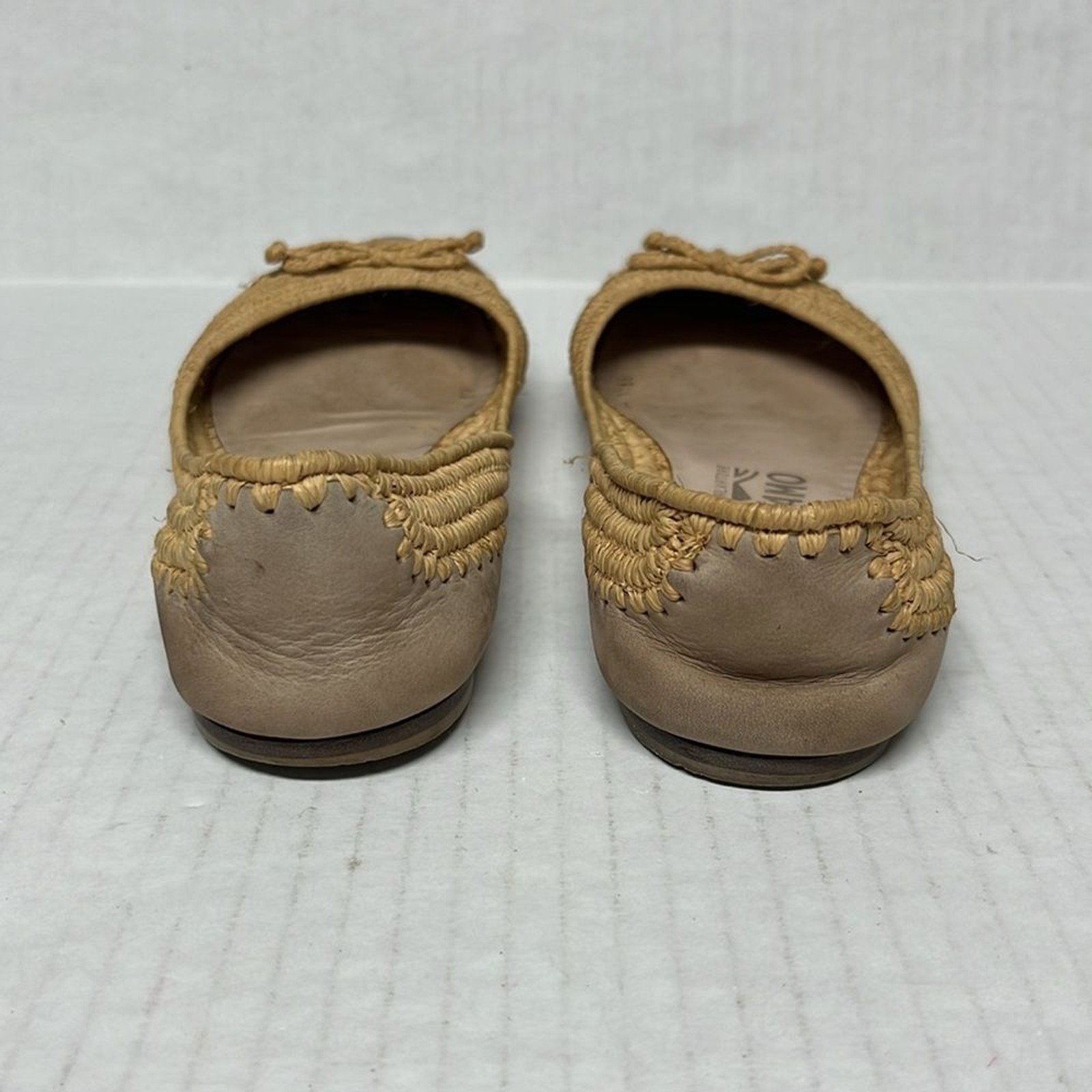 Ferragamo raffia cap toe ballet flats 6.5 coastal resort Balletcore old money