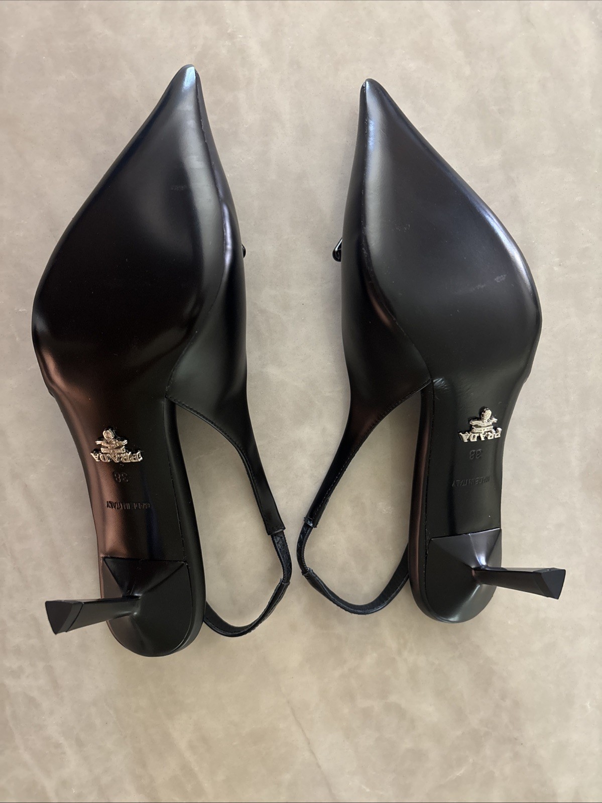 Women’s Prada Slingback Heels EU Size 38 US Size 8 Black Leather Pointed Toe