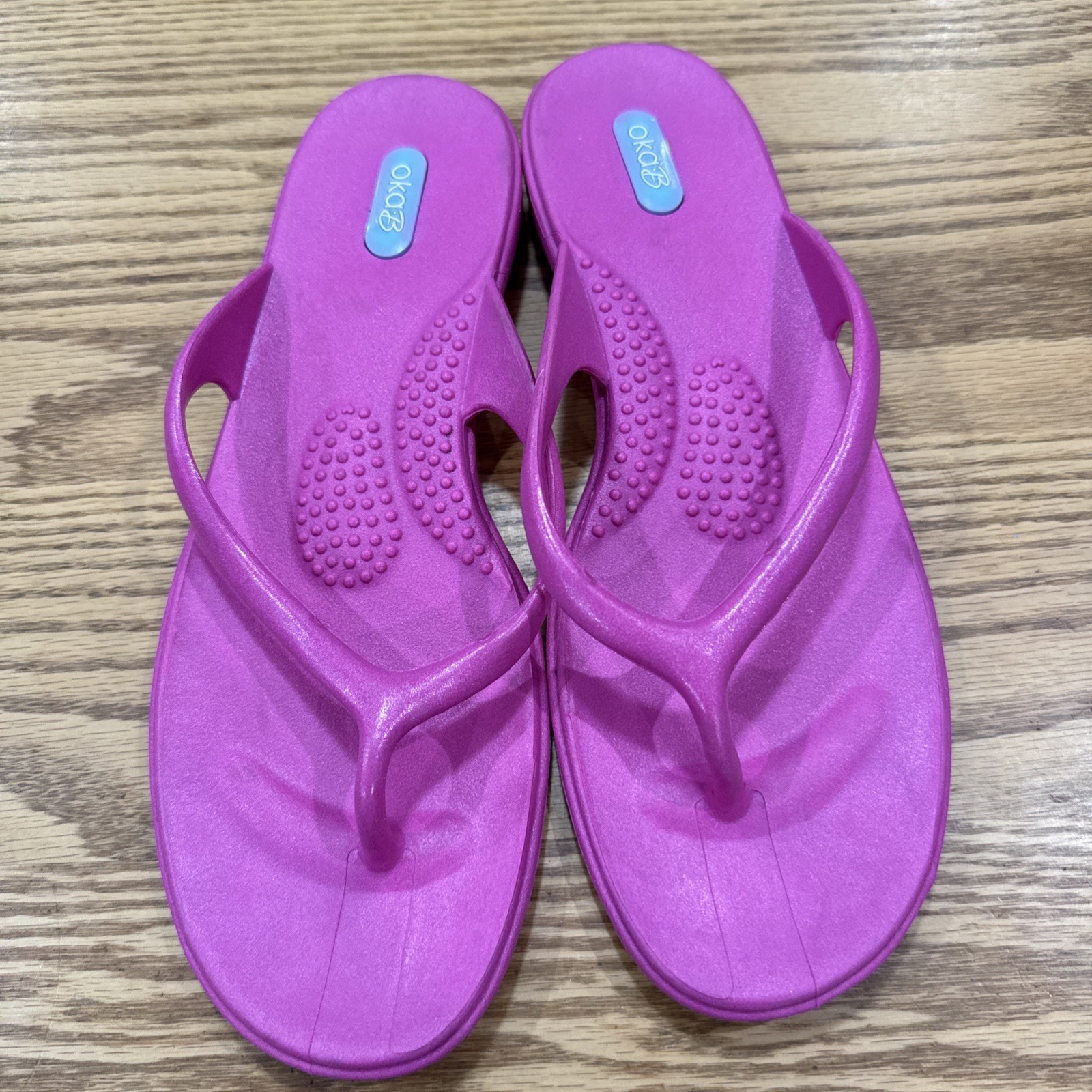 Oka B Women’s Sandals Size Large Pink Flip Flops Slip On Rubber Sole USA