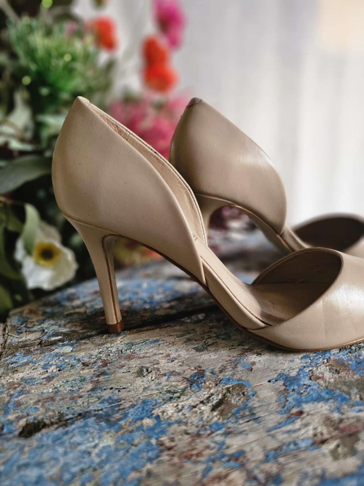 STEVE MADDEN Nude Beige Stilletto Closed Pointed Toe Heels Pumps SIZE AU 6.5 EUC