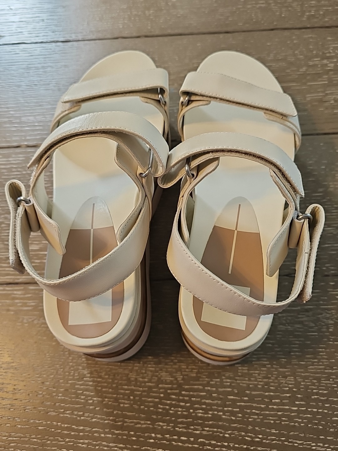 Dolce Vita Izak Women 10/11 Leather Platform 3.25″ Sandal