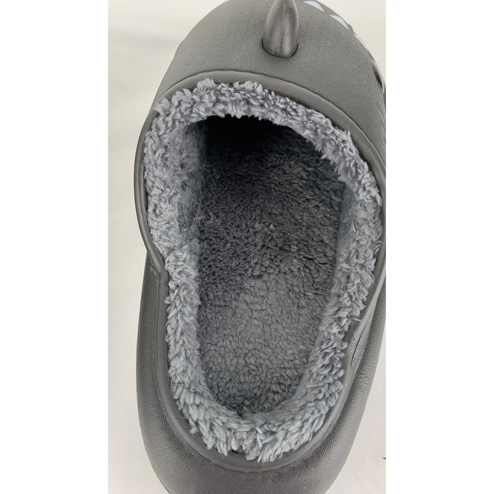 Crayon Friends Shark House Shoe Slippers Winter Unisex Size 38-39 New Black