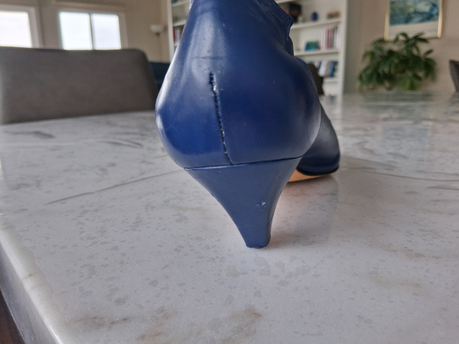 Nickels VTG Italian Leather Shoes 2.5 in. Heels Royal Blue Sz 10 B Cut Out Sides