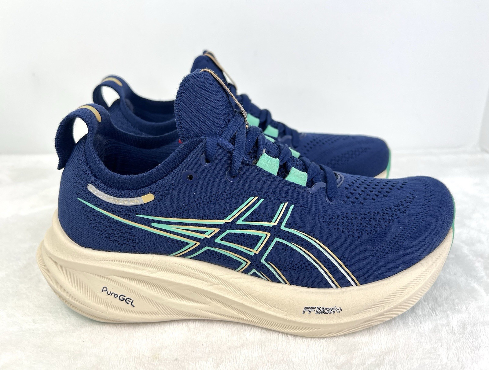 ASICS GEL-Nimbus 26 Womens 6 Running Shoe Blue Expanse Aurora Green 1012B601-400