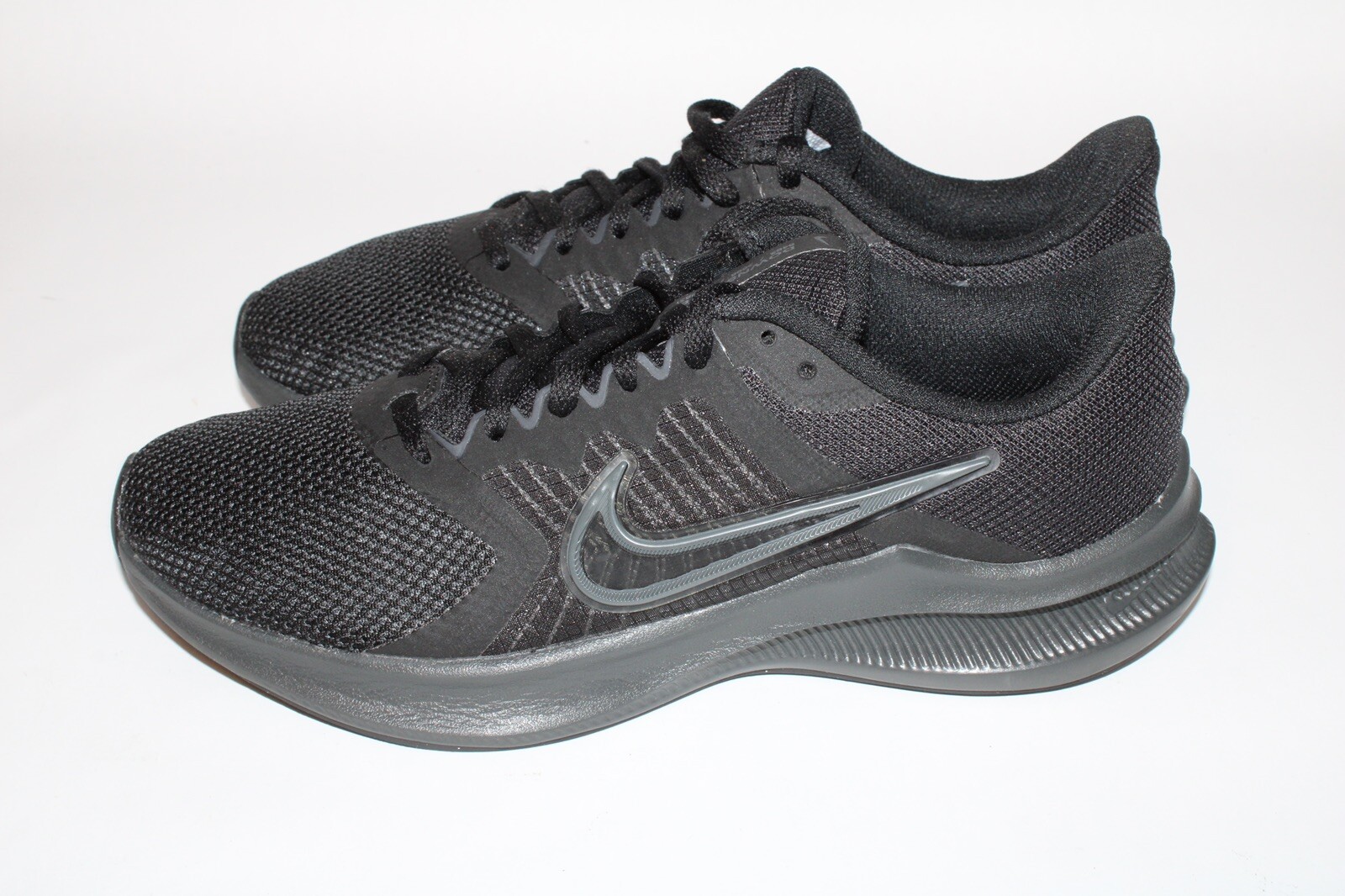 Nike Downshifter 11 Triple Black Running Shoe CW3413-003 Women’s Sz 9 Sneaker