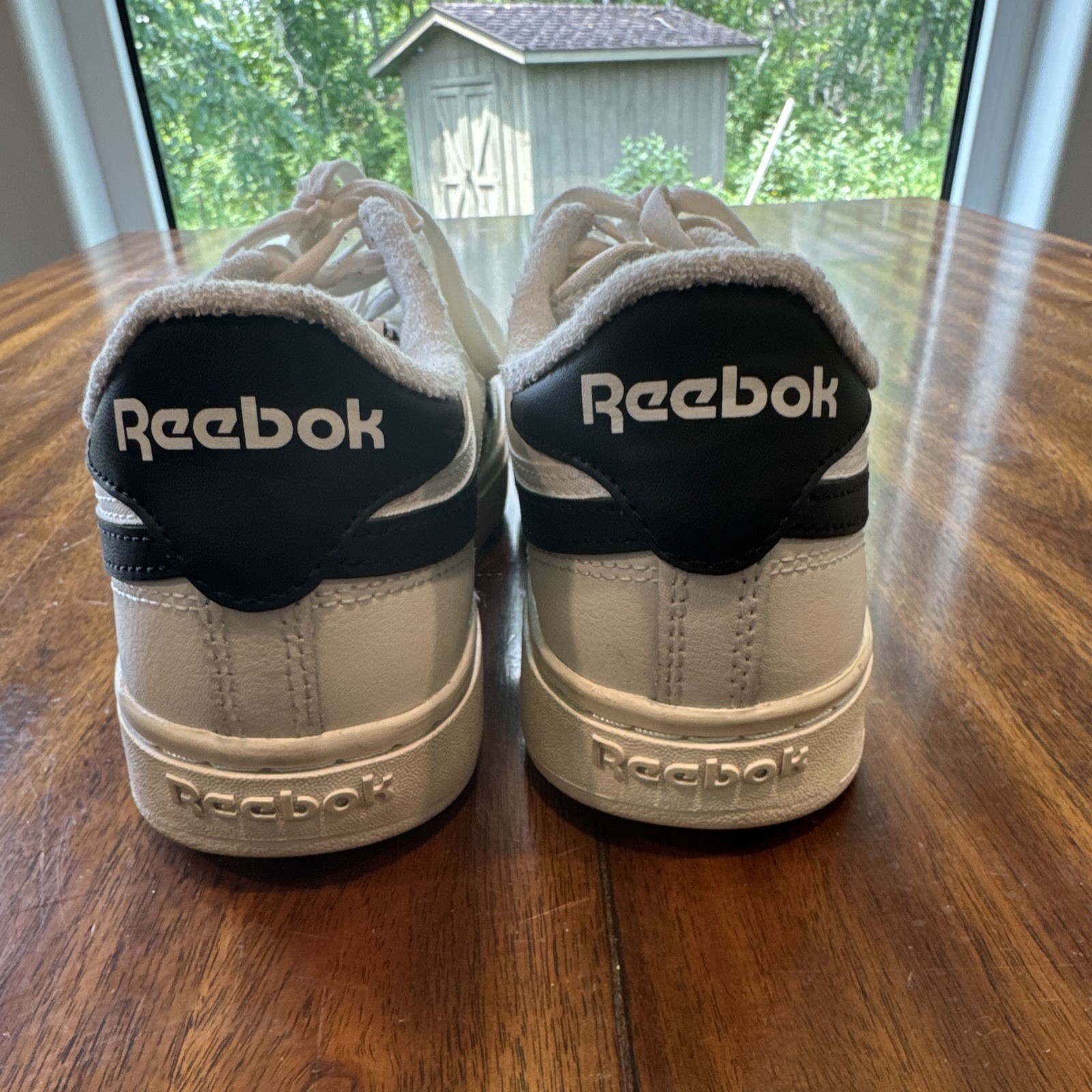 Reebok Women’s White/Black Low Top Lace-Up Sneakers Athletic Casual Activewear