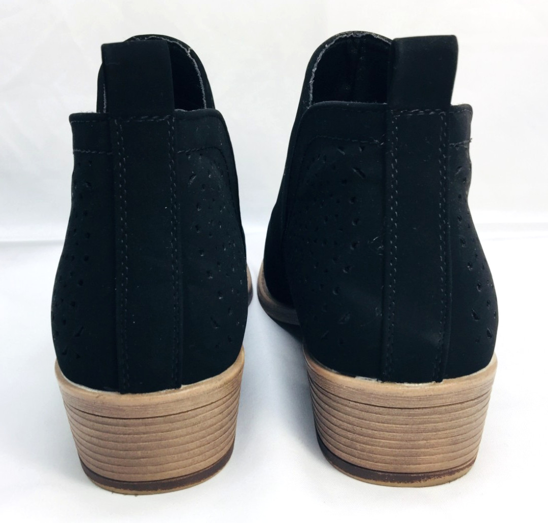 VEPOSE Black Women’s Cut-Out Slip On Ankle Booties Faux Suede Leather Size 8.5W
