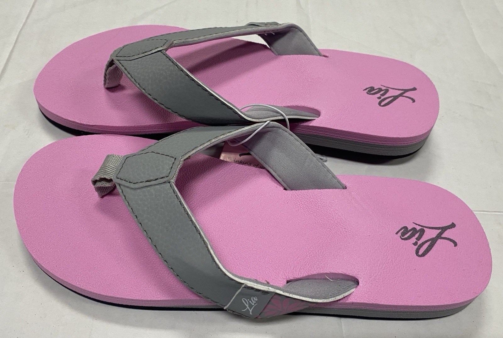 Lia Pink and Gray Women’s Sizes 6 7 8 9 10 11 Flip Flops Sandals