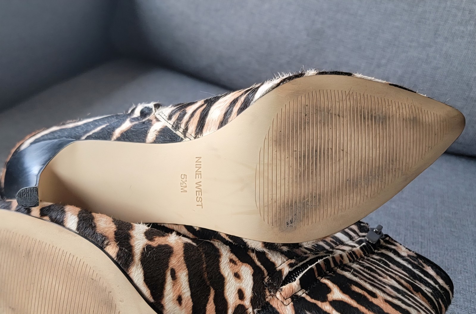 Nine West Women’s Animal Print Pointed Toe Fur Ankle Bootie Side Zip 5.5M