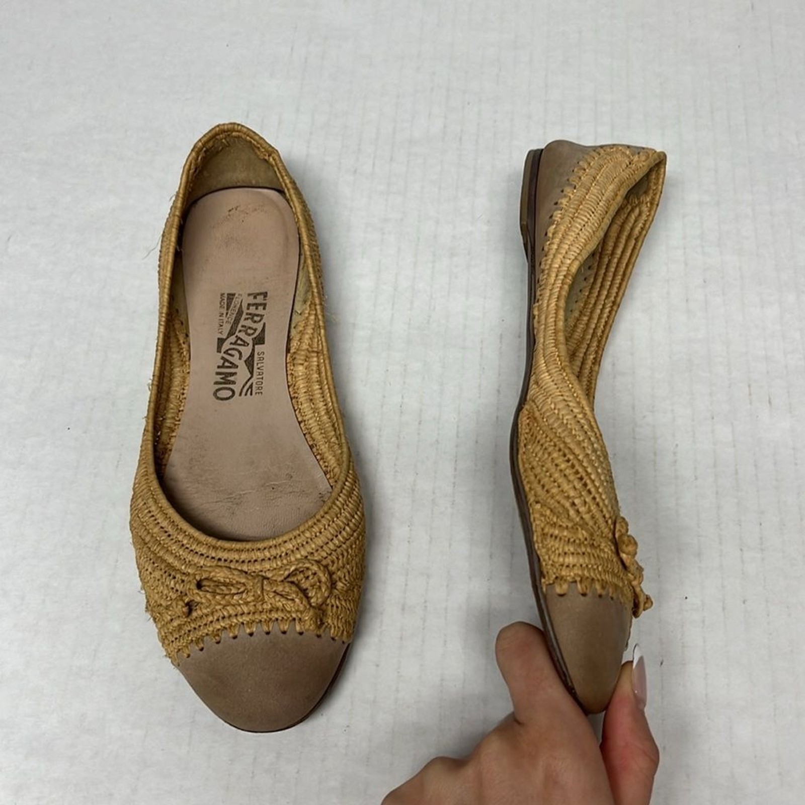 Ferragamo raffia cap toe ballet flats 6.5 coastal resort Balletcore old money