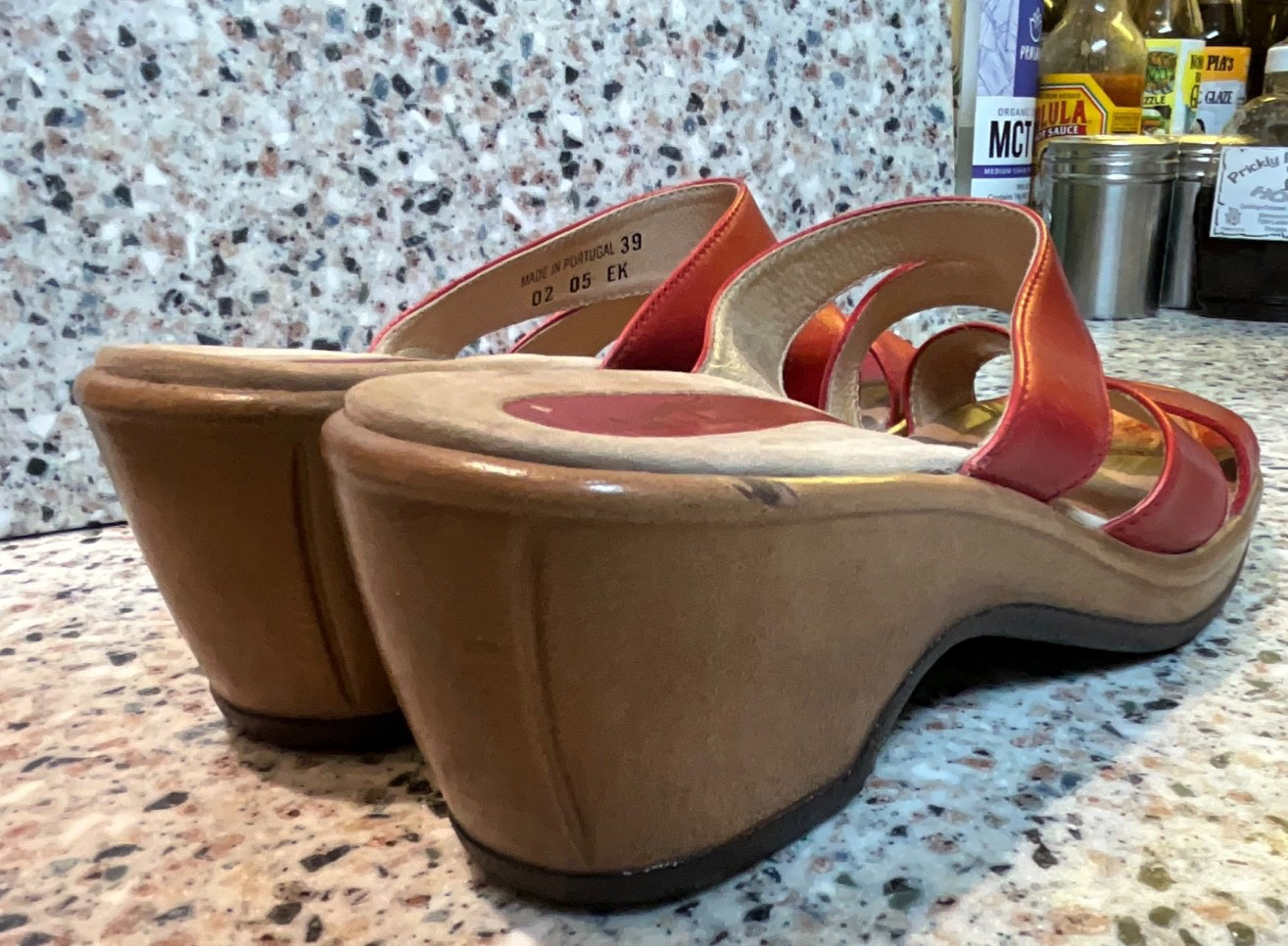 DANSKO AVRIL RED LEATHER SANDALS SIZE 8.5/39 PORTUGAL SLIDES WEDGE HEEL