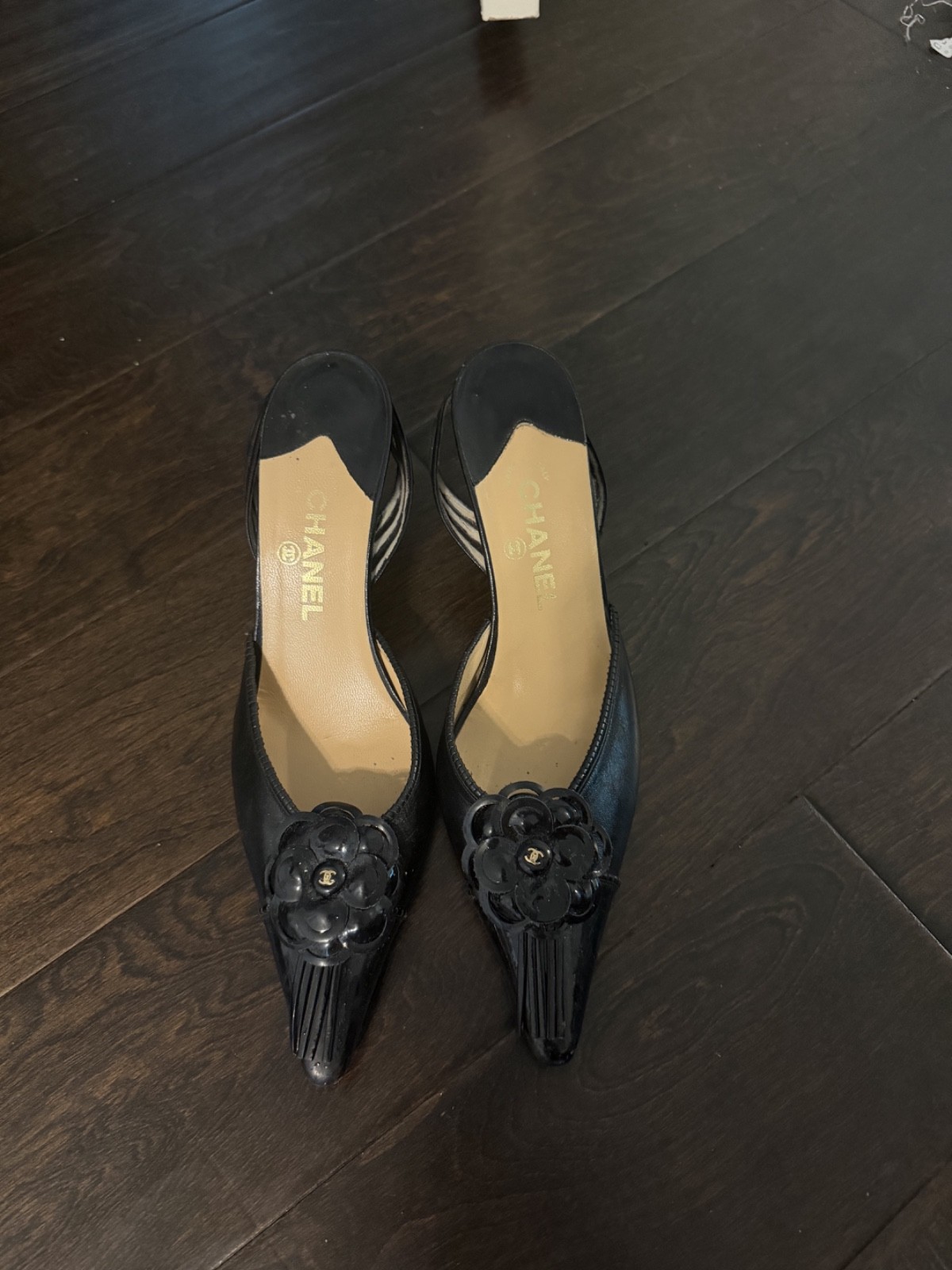 Chanel Black Camellia heels 40