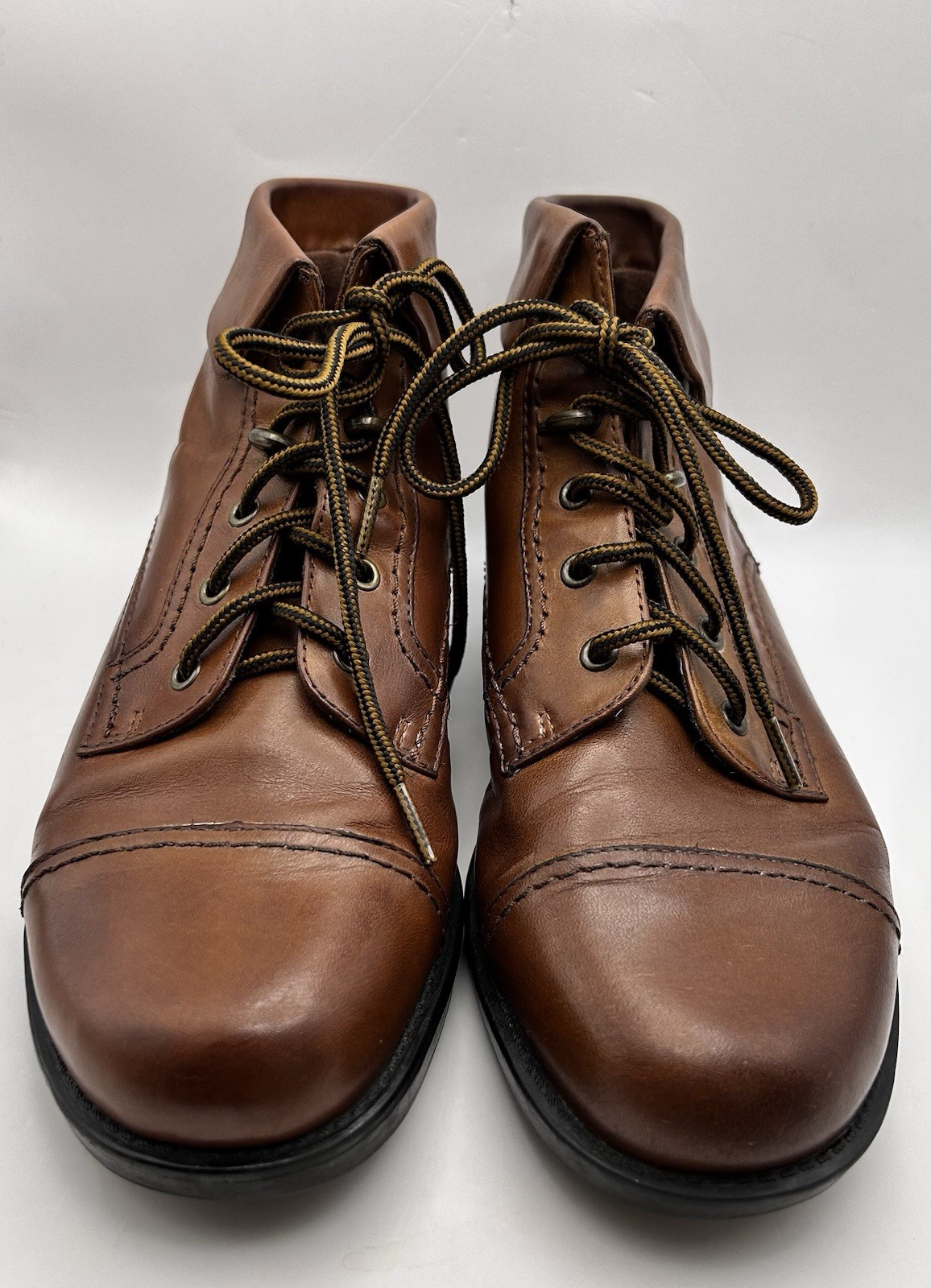 Michel M Brown Leather Women’s Size 8.5M Lace Up Ankle Boots Y2K