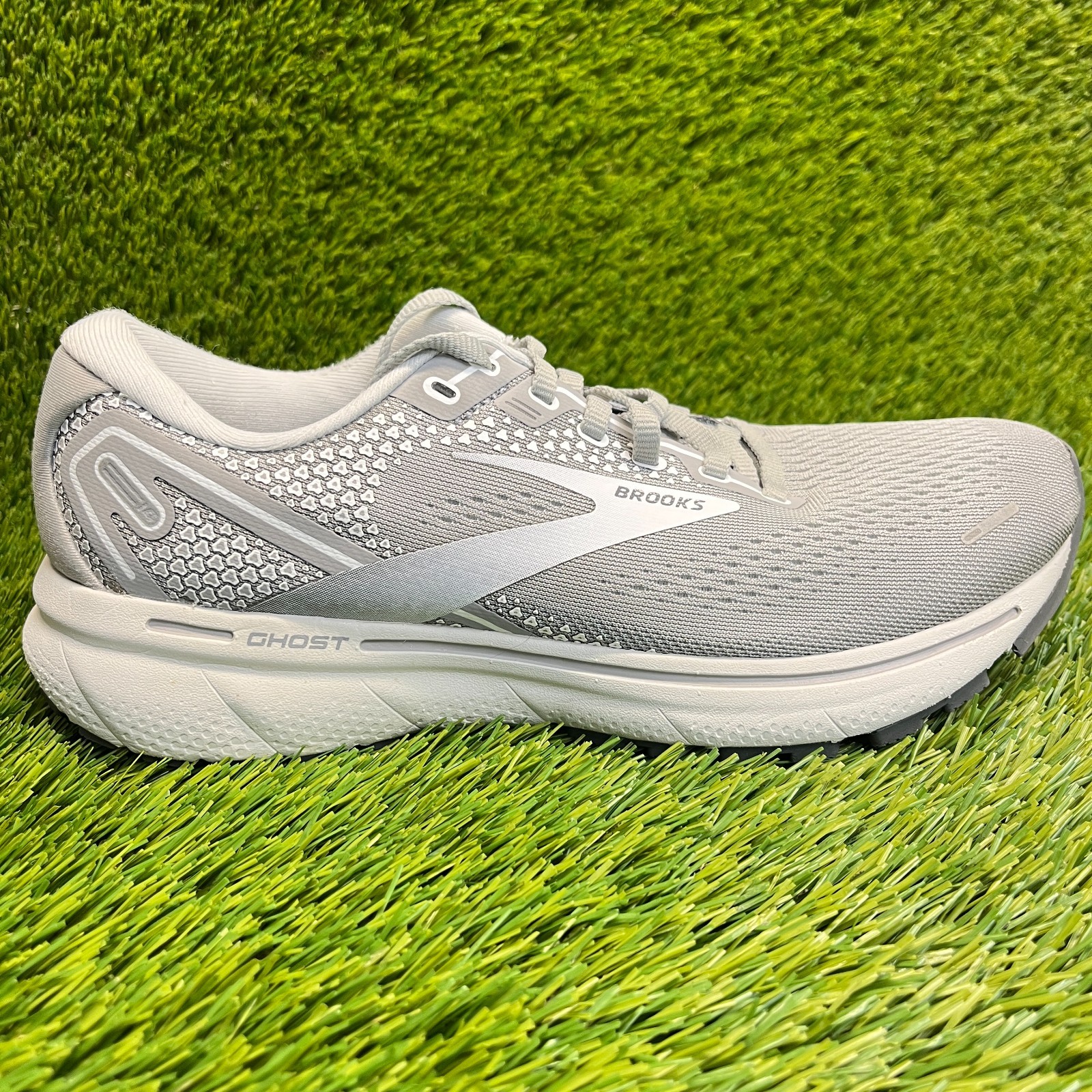Brooks Ghost 14 Womens Size 8.5 Gray Athletic Running Walking Shoes Sneakers