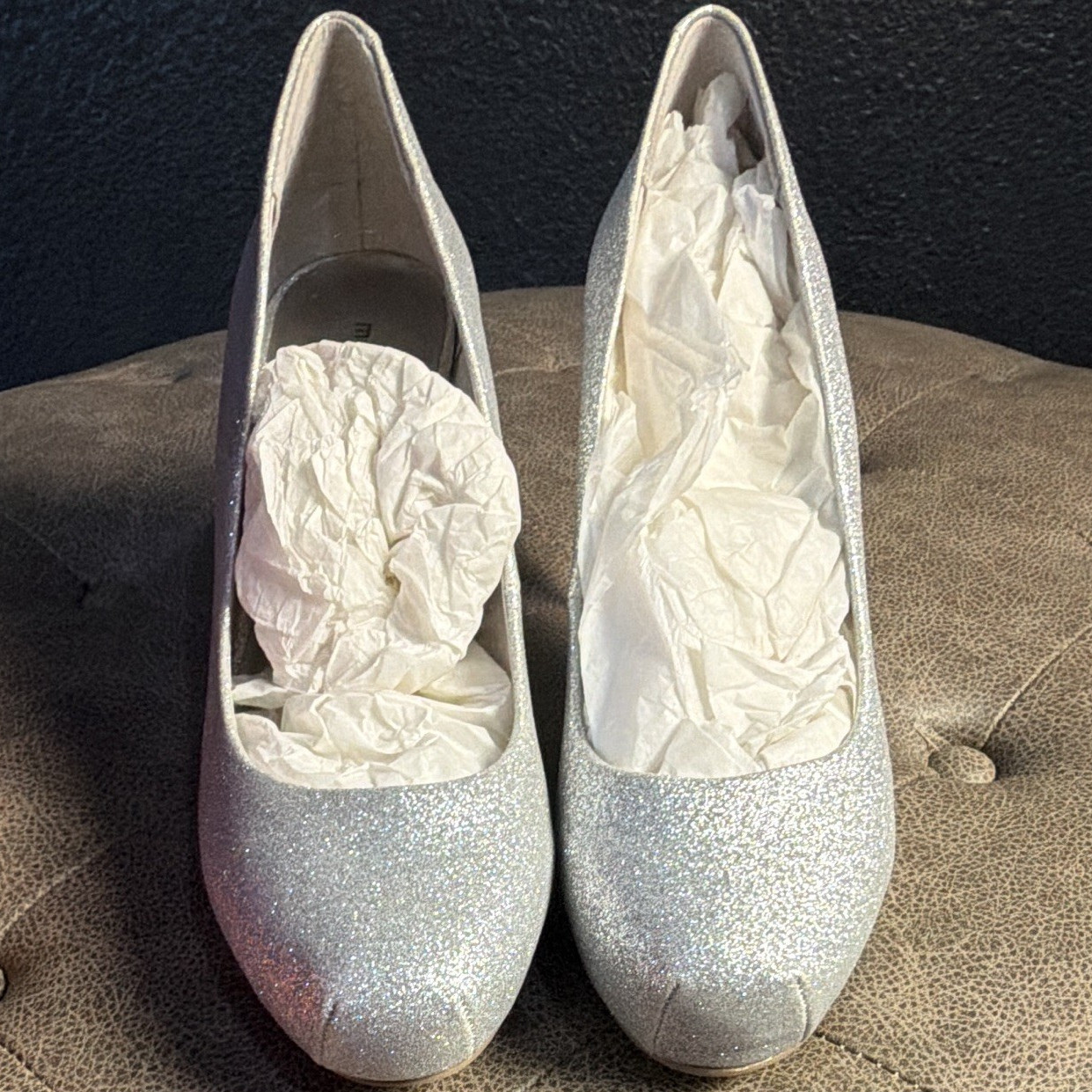 Madden Girl Women’s Silver Glitter Pumps US 9 Round Toe Slip On Stiletto
