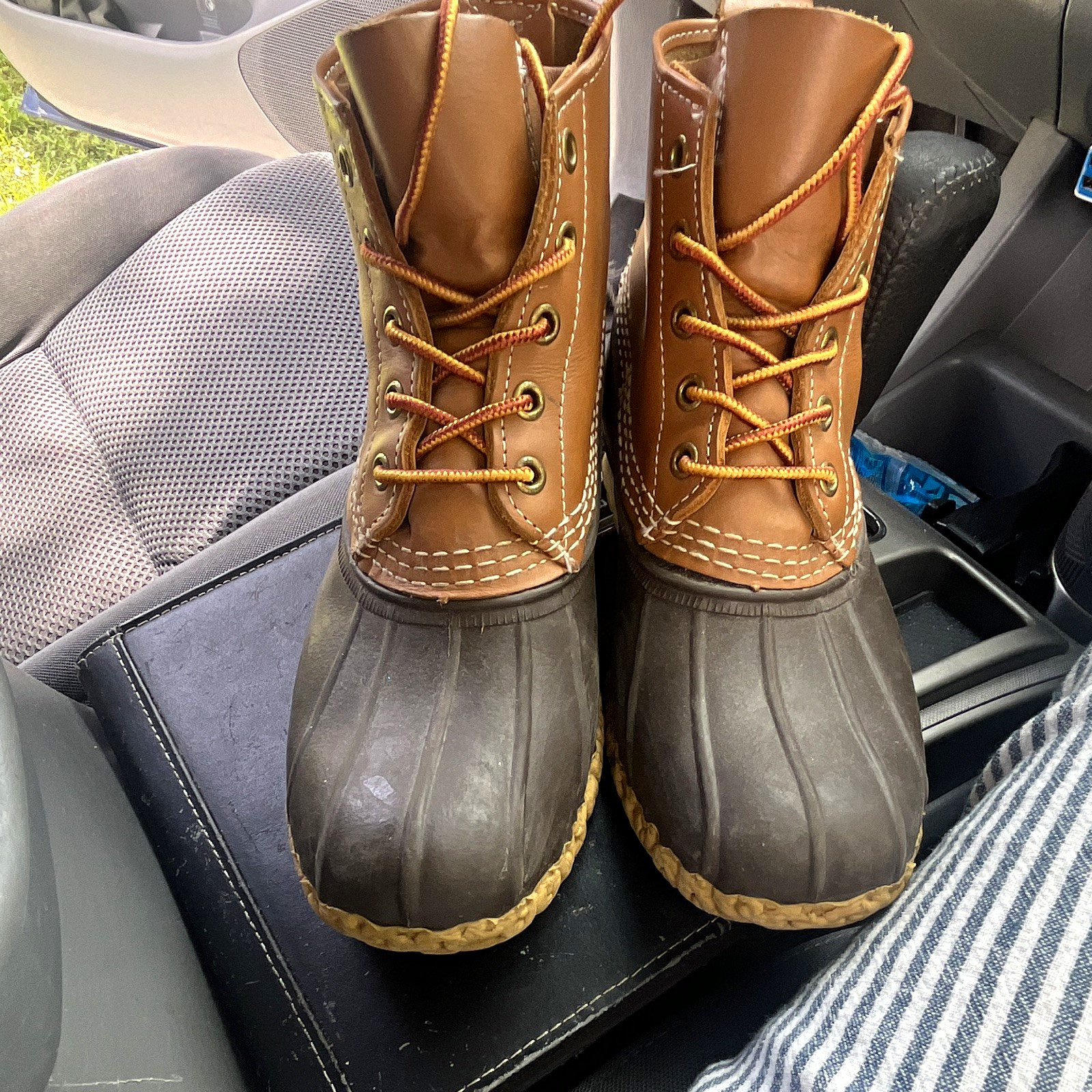 L.L. Bean Women’s Size 7M Waterproof Leather/Rubber Lace-Up Duck Boots Brown