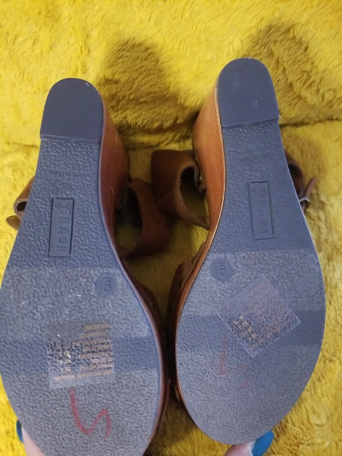 Trash Brand Brown Wedges faux suede Size 9 boho Wedges studded