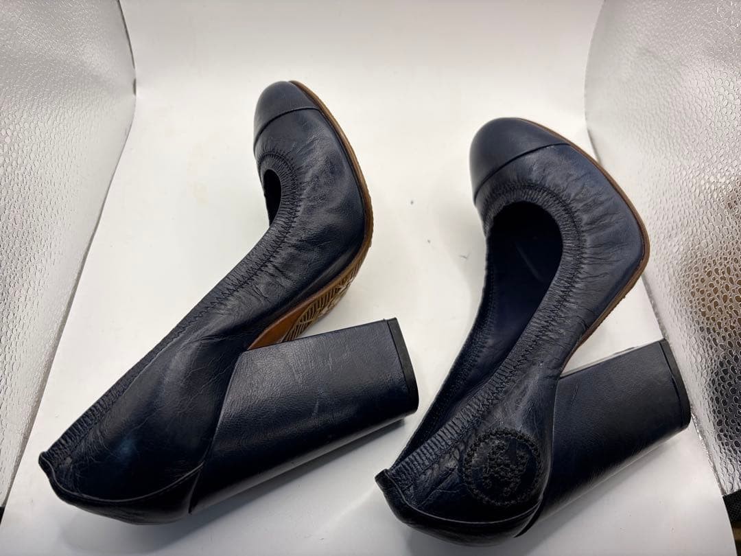 CHANEL Leather Pumps Navy 22.5cm G26185 Classic Coco Mark Design