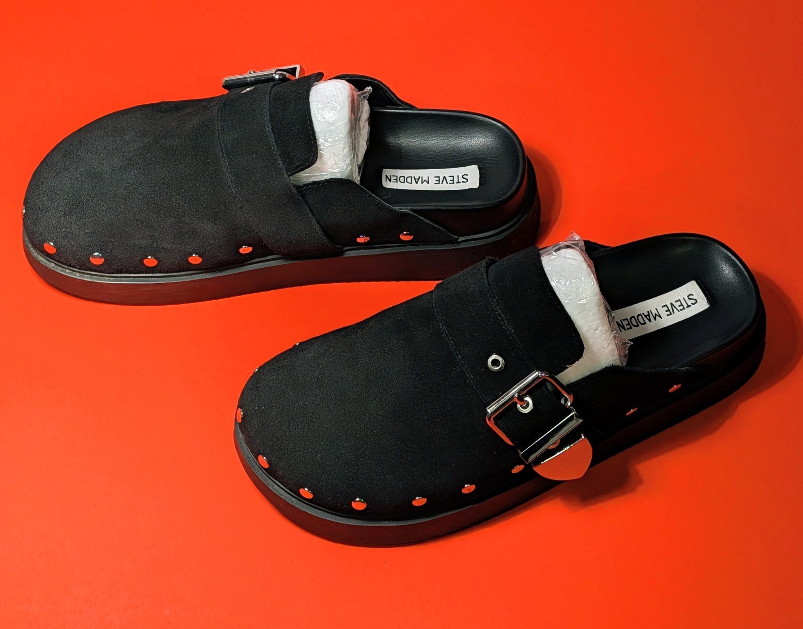 Steve Madden Cherrie Platinum Suede Clog With Silver Tone Studs