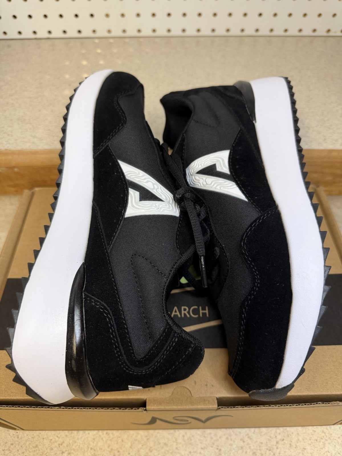 AOV Arch Support Women’s Running Shoes Size 8 Lightweight Walking Sneakers New
