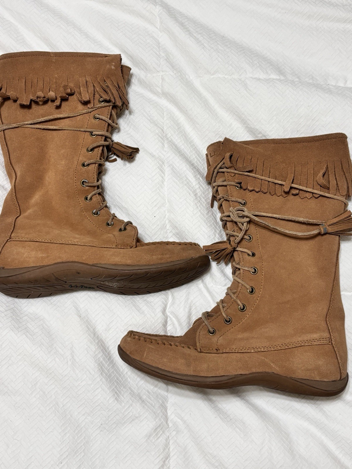 L L Bean Suede Leather Tan Tassel Thick Sheepskin Lined Winter Boots Size 8.5 M