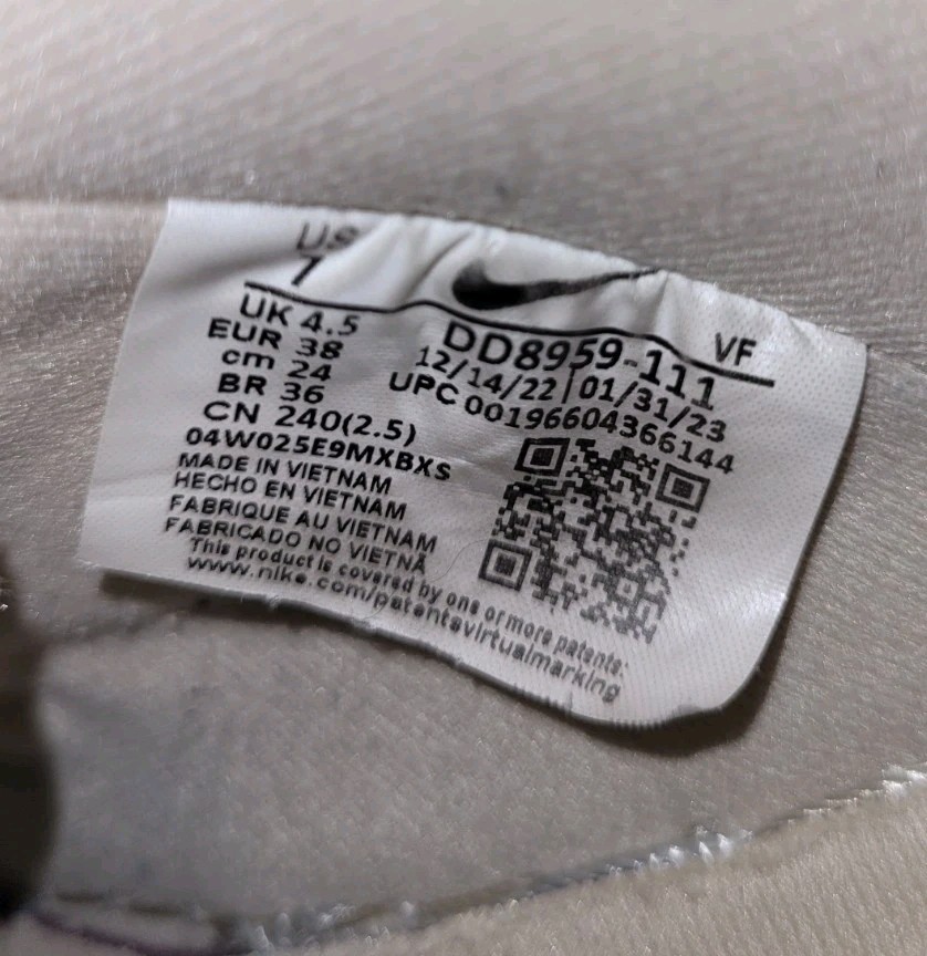 Nike Air Force 1 Low ‘Coconut Milk’ Sandrift DD8959-111 Womens Size 7