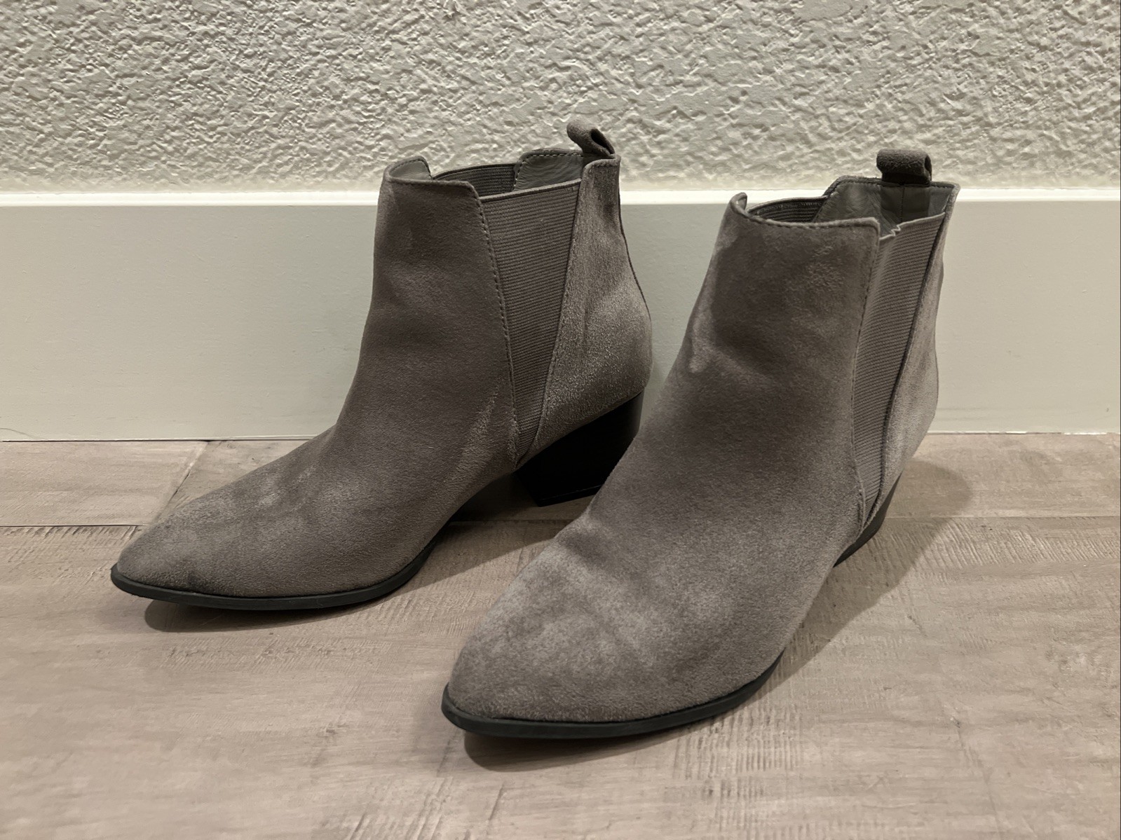Charlotte Russe Boots Slip On Ankle Bootie Gray Luxury Country Minimalist Sz 9