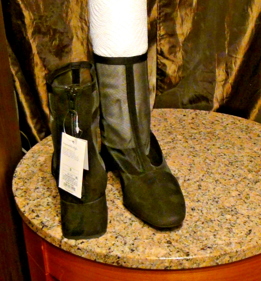 Women’s Celaena Mid-calf 1.75″ Heel See-thru Boots Size 9 Black A New Day
