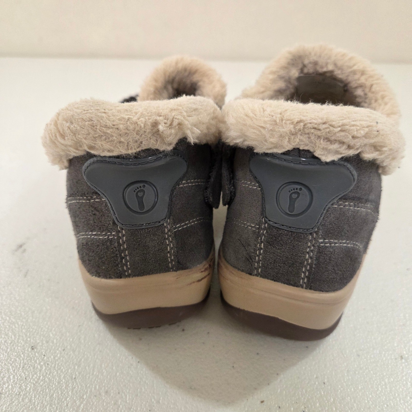 Orthofeet Hudson Gray Suede Faux Fur Lined Orthopedic Moccasin Slippers 8B